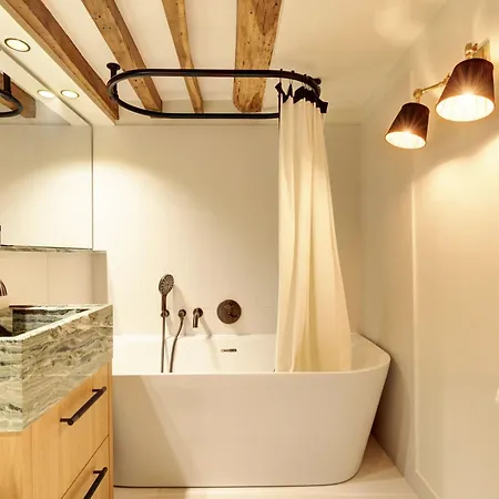 Luxury Terrace Flat Champs-elysees * Paris